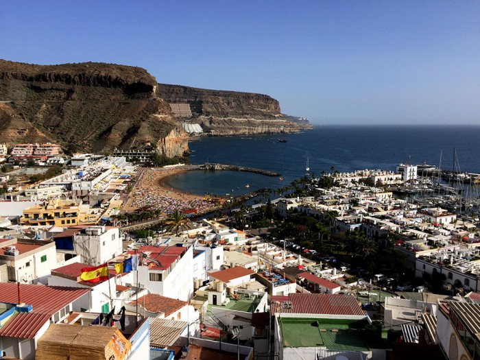 Vue depuis les hauteurs de Puerto Mogan.