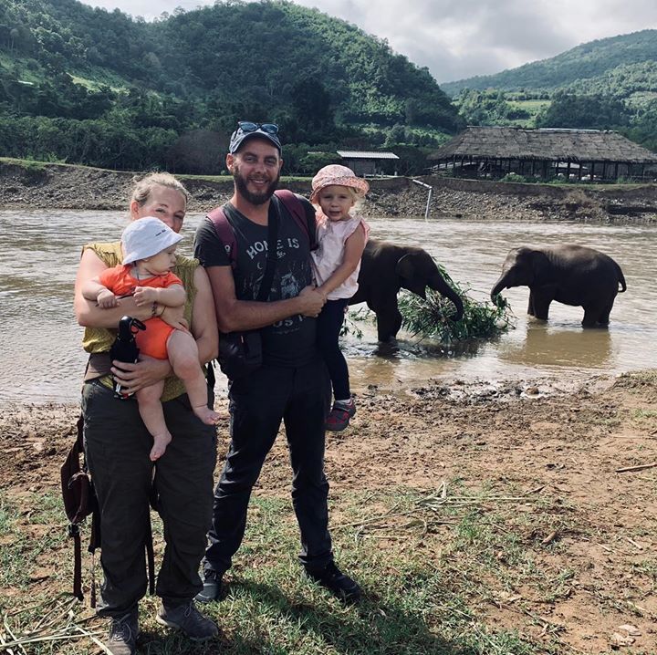 Aujourd’hui, nous avons passé la journée à l’Elephant Nature Park de Chiang Mai (Thaïlande).…